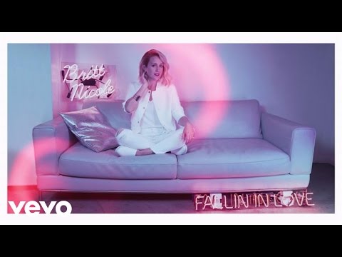 Thumbnail for Fallin In Love video