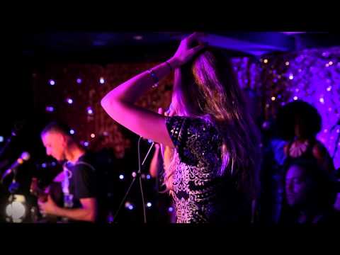 12 Days of Christmas - Day 9 - Nadia