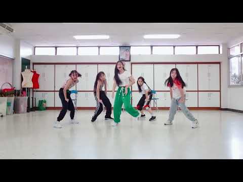 LESSERAFIM Intro [ UNFORGIVEN-FEARLESS-ANTIFRAGILE ] (เอมมิซ้อมเต้น) กับทีม Double S mini #cover