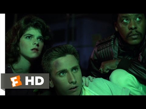 レポ男 (10/10) Movie CLIP - A Cosmic Ride (1984) HD (Repo Man (10/10) Movie CLIP - A Cosmic Ride (1984) HD)