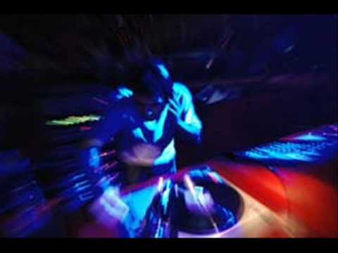 Dj Puku Feat Saxattack - Oriental Love (Sounds Fm Mix).wmv