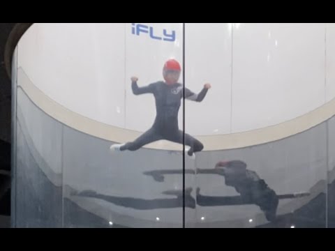 Proving I Can Knee Fly - iFly