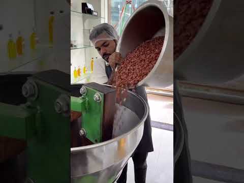 Making Of 100% Pure Woodpressed Groundnut oil | Sarvottam foods Coldpressed oils Best for cooking