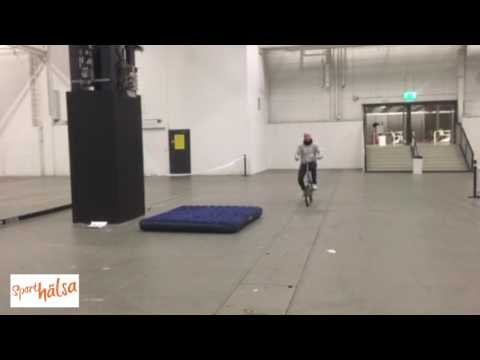 Test av cykelhjälmen Hövding