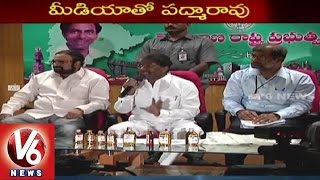 Excise Minister Padma Rao Press Meet on Cheap Liquor Policy | Telangana New Excise Policy | V6 News