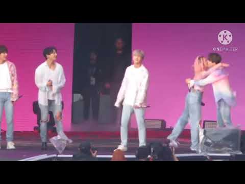 Halsey x BTS 💜 - Halsey Surprises BTS in Paris