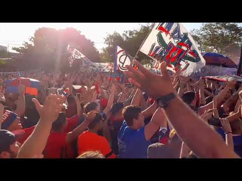 Locura en Barrio Obrero | Previa a la salida del Bus | Varios temas | LMHDP