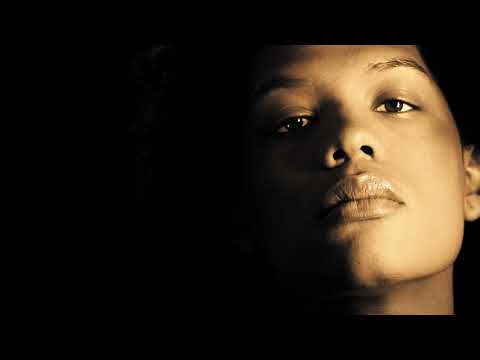 Bee Johnson - The portrait I drew