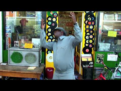 MIKEY FOREIGNER - Jah Worthy To Be Praised (Video)