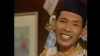 Download lagu Bila Takbir Bergema - Salih Yaacob & Fauziah Ahmad Daud (LONTONG 1995) mp3