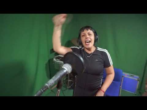 "Amigas Por Siempre" Paola Paz  videoclip Oficial