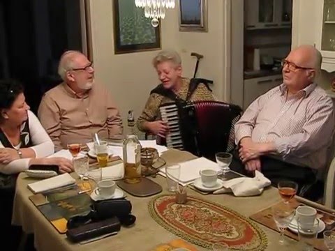 Trinklieder - Potpourri      - Akkordeon: Iris Valin