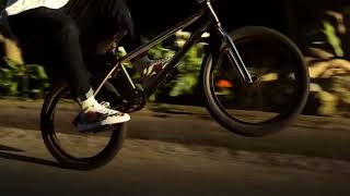 (Lyrics) Frank Ocean - Biking (solo)