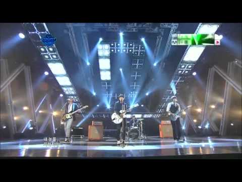 [LIVE][110414]_ CN Blue - Intuition + Winning