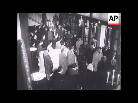 PARIS FUNERAL - NO SOUND