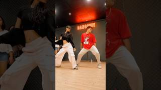 Download lagu Mehboob mere Remix | Dance Cover | Kashish Kotian | Divya shah | Tejas Dhoke #trendingsong #dance mp3