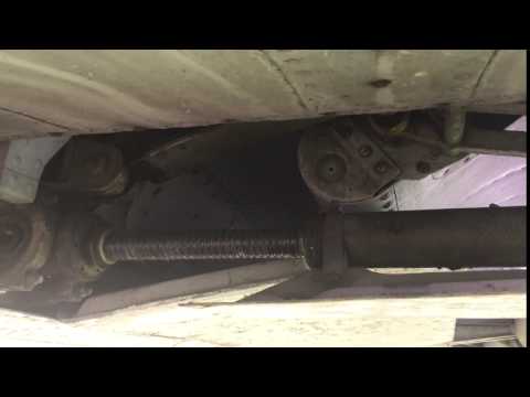 Flugplatzmuseum Cottbus_Antriebsspindel Landeklappe Tu-134A