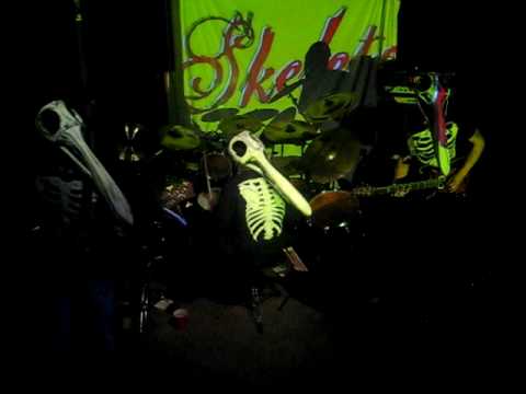 Pelican Skeleton live @ Andy's Denton, TX 12.04.2009