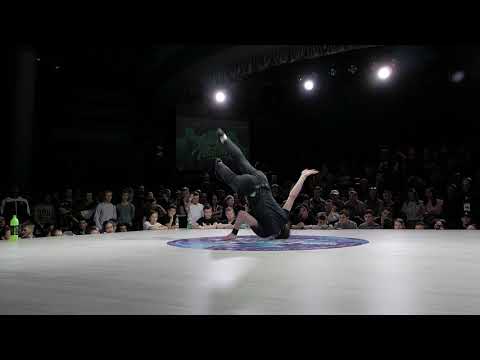POWER TRICKS BATTLE 1x1 - VORTEX vs DOG - 1/16 - COMBONATION X - KAZAN - #bmvideo #combonationX