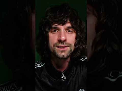 Өте үлкен бөкселер мен сиськилердің секс видеосы