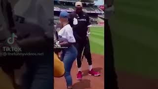 Kevin Durant’s face when Amber Rose hit him with a 360 🤣🤣