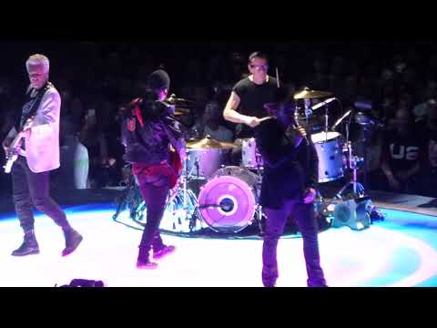 U2 Even Better Than The Real Thing Hamburg 2018-10-04 - U2gigs.com