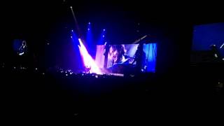 Manuel Carrasco-Desde aquí del otro lado. Palau Sant Jordi (28/12/2016)