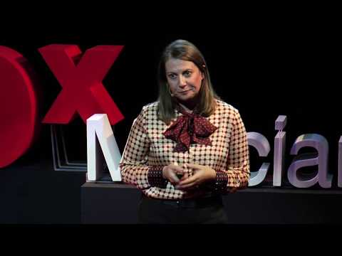 , title : 'Il coraggio di essere felici | Giovanna Celia | TEDxMarcianise'