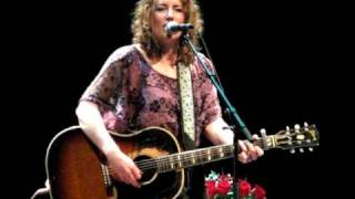 Kathleen Edwards - Scared At Night (Live)
