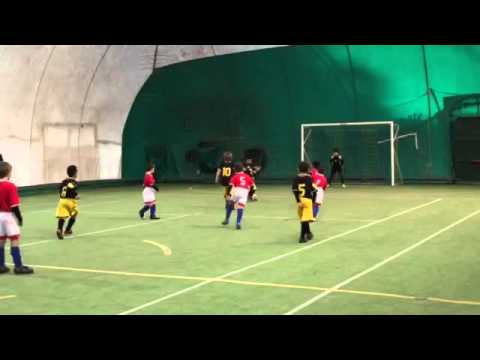 Elettro Cernusco - Gioco palla terra dei nostri Piccoli Amici durante la partita 2015/2016