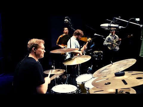 Paradise League - Acrobat (live session video)