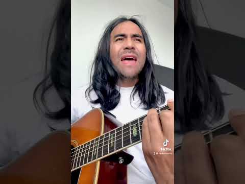 Un poquito de Mi Amor Te Espero en acústico
