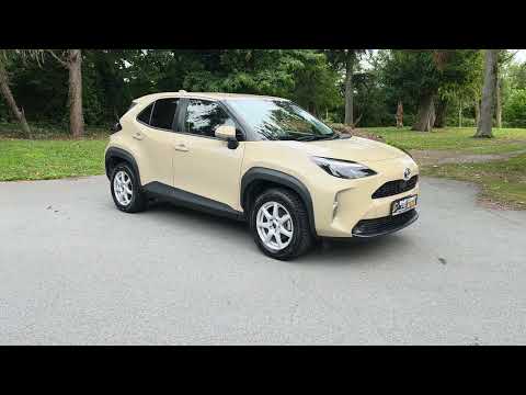 2022 Toyota Yaris Cross 1.5 Petrol Hybrid Auto - Image 2