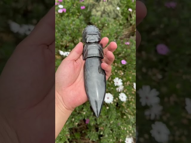 Vídeo relacionado con WAHOM Daga de obsidiana, Piedra curativa de protección de Cristal, Cuchillo Hecho a Mano, Regalos for Hombres, talismán mágico, Espada, Suministros de Bruja, Adornos