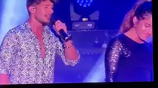 Carlos Right y Julia Medina | Mi Historia Entre Tus Dedos | OT 2018 Concierto Gijón