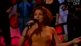 Gloria Estefan - Como Me Duele Perderte (Live on The Tonight Show 2000)