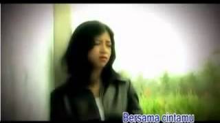 Download lagu Rhiena - Melara Cinta mp3