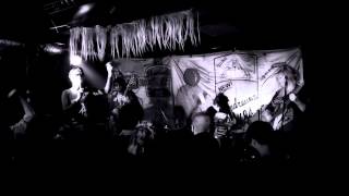 Hunx and his Punx- /  live at Powiększenie, Warsaw, Poland