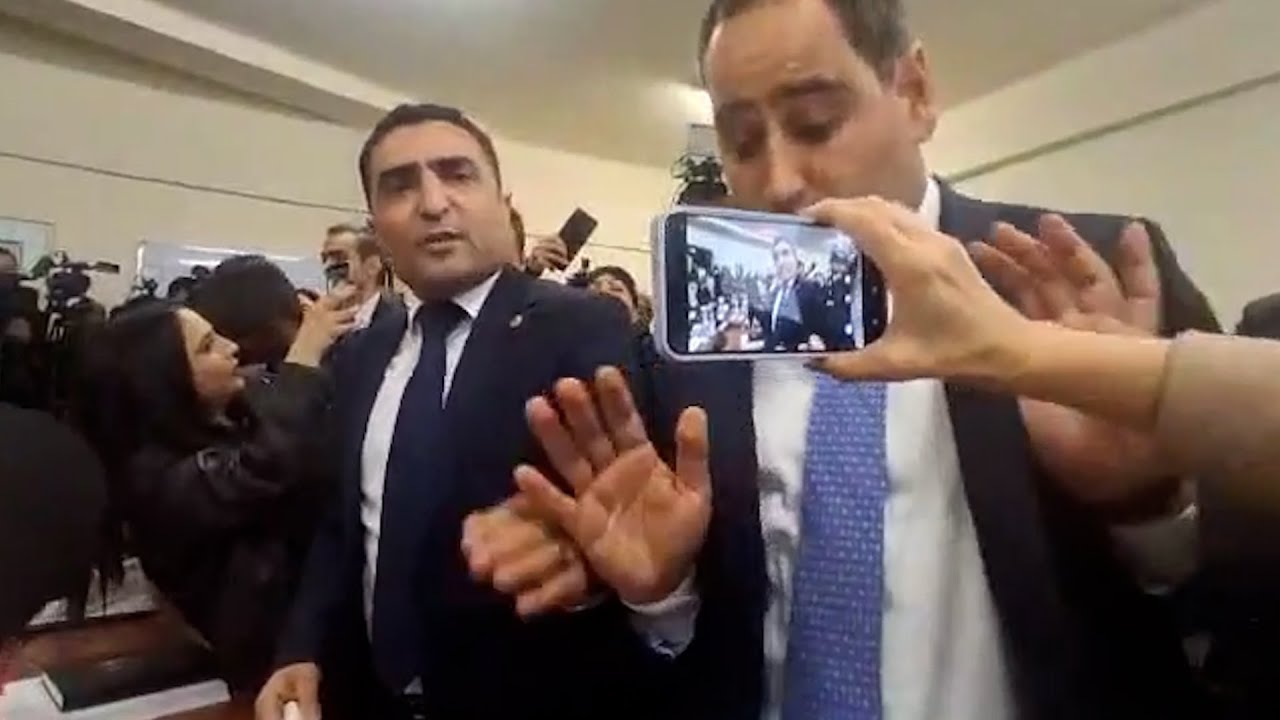 Ռոմանոս Պետրոսյանը հունից դուրս եկավ