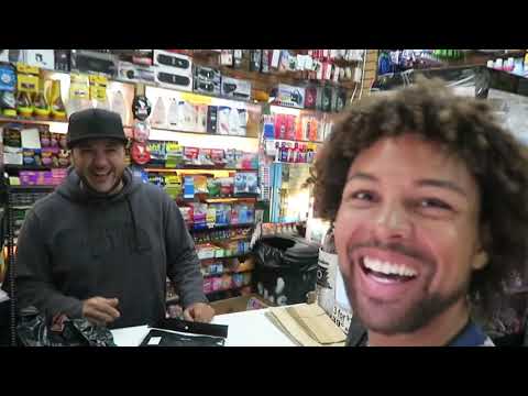 WORLD TOURING Drummer Darius Woodley Shows Us The Best Bacon Egg & Cheese (NYC)