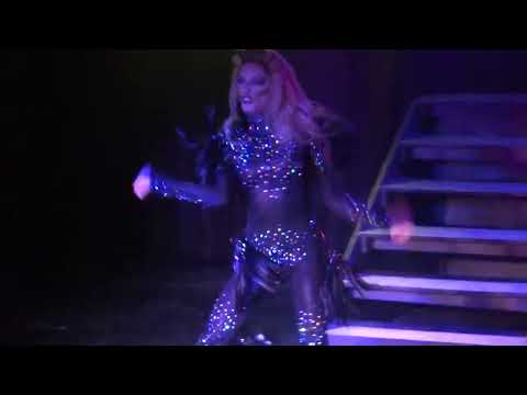 POSH RIHANNA`S ESPECIAL AYSHA HOLD DISTURBIA DANCE CLUB BY DIGOTUNNEL