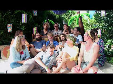 Portrait Bûche - Toto et les Sauvages (Hoop'Festival)