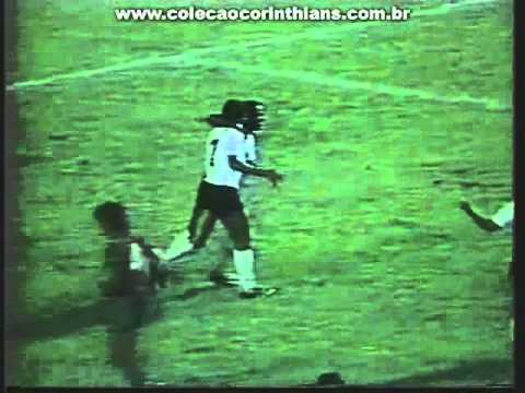 Corinthians 2 x 0 Portuguesa Santista Campeonato Paulista 1977