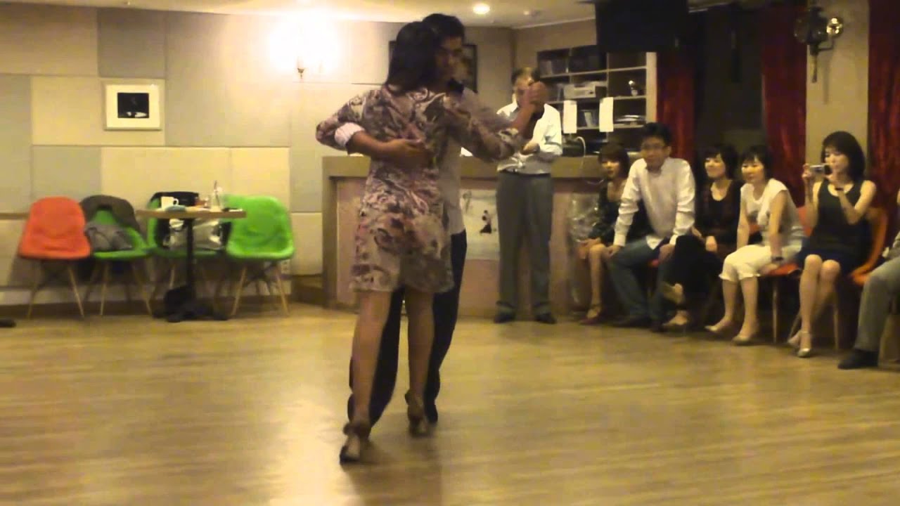 Sebastian Achaval and Roxana Suarez 055