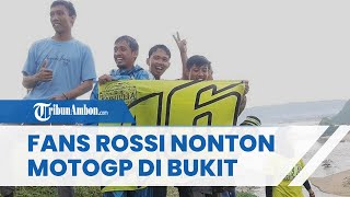 Antusias Fans Valentino Rossi Menonton MotoGP Mandalika di Bukit Seger, Sampai Basah Kuyup Kehujanan