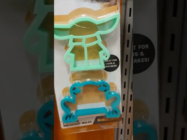 Vídeo relacionado con Sunerly Moldes de silicona para cubitos de hielo, diseño de Star Wars (7 unidades)