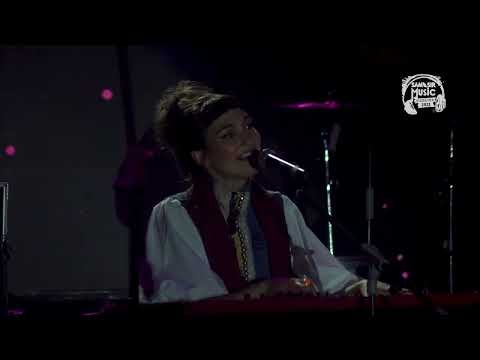 Anna Buchegger - iwan Schnee