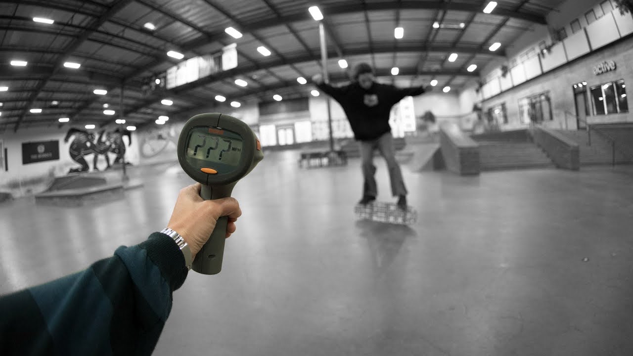 Duncan Byrnes patinando de Primo Slide a casi 30 km/h