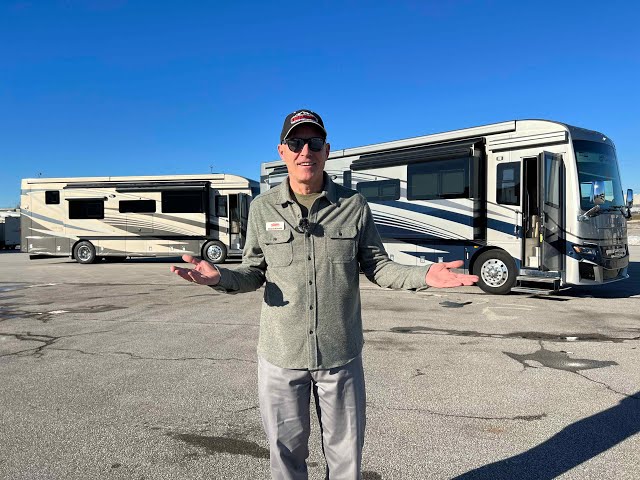 Preview image of 2023 Newmar New Aire 3547 VS 3549 (17N232098 VS 17N221299) youtube video