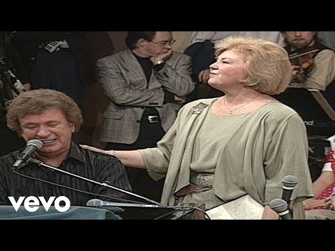 Bill & Gloria Gaither - Give Them All To Jesus (Live)